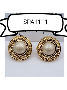 Chanel Goldtone Earrings Vintage Clip On